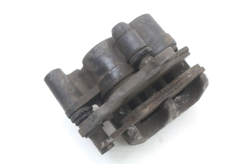 photo de ZACISK HAMULCA PRZEDNIEGO PIAGGIO X8 125 (2004 - 2007) - Zbliżenie techniczne