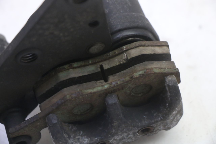 photo de ZACISK HAMULCA PRZEDNIEGO PIAGGIO X9 EVOLUTION 125 (2003 - 2007) - Zbliżenie komponentów