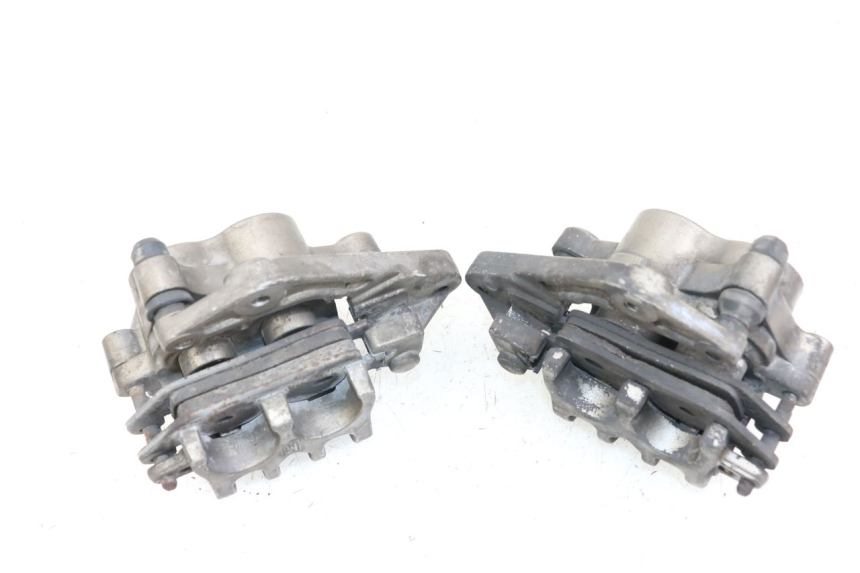 photo de ZACISK HAMULCA PRZEDNIEGO KYMCO XCITING 250 (2006 - 2009) - Zbliżenie techniczne