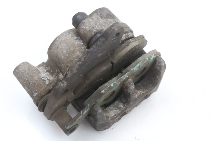 photo de ZACISK HAMULCA PRZEDNIEGO PIAGGIO XEVO - X EVO 125 (2007 - 2017) - Zbliżenie techniczne