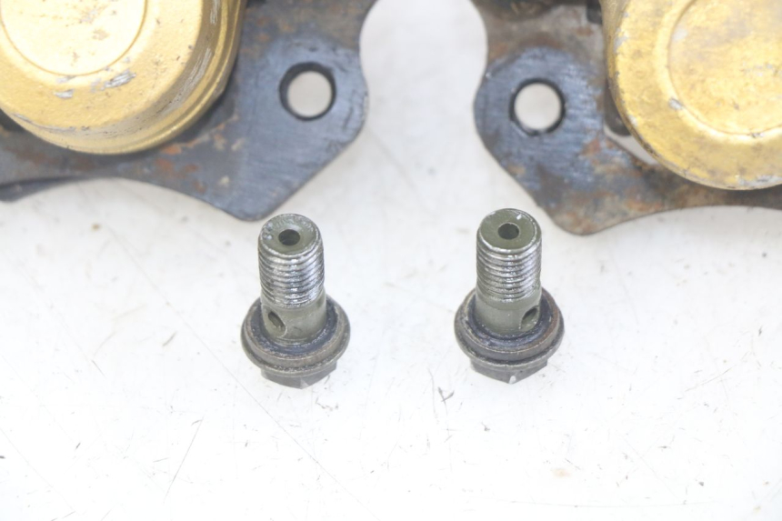 photo de ZACISK HAMULCA PRZEDNIEGO SHINERAY XY250 STXE 250 (2006 - 2012) - Szczegóły charakterystyczne