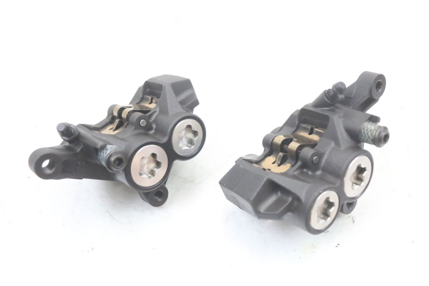 photo de ZACISK HAMULCA PRZEDNIEGO YAMAHA FZ1 FAZER 1000 (2007 - 2009) - Szczegół części