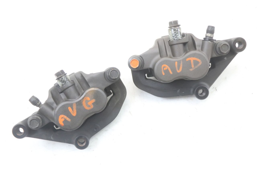 photo de ZACISK HAMULCA PRZEDNIEGO YAMAHA XJ6 ABS 600 (2008 - 2016) - Widok główny