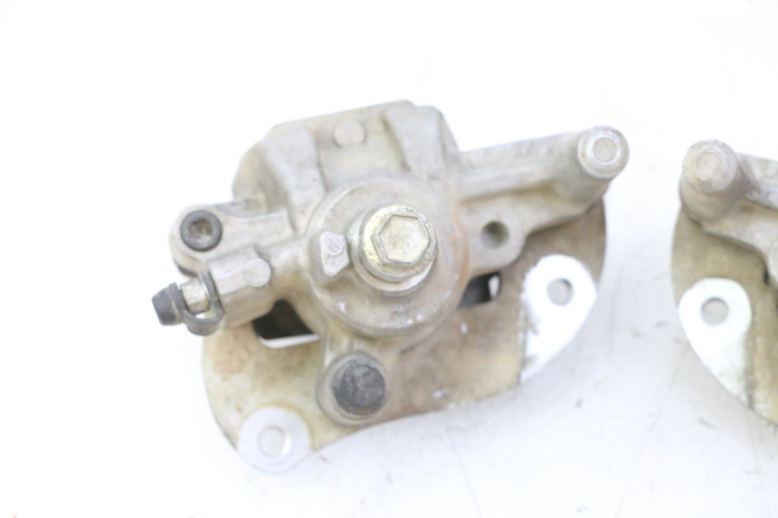 photo de ZACISK HAMULCA PRZEDNIEGO YAMAHA YFM R RAPTOR 250 (2008 - 2014) - Szczegół części