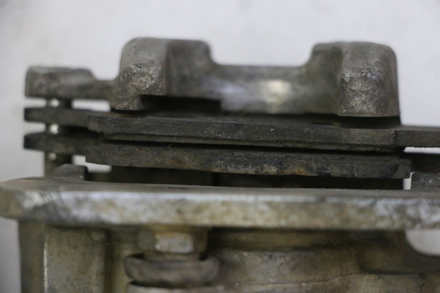 photo de ZACISK HAMULCA PRZEDNIEGO YAMAHA YFM R RAPTOR 250 (2008 - 2014) - Punkty mocowania