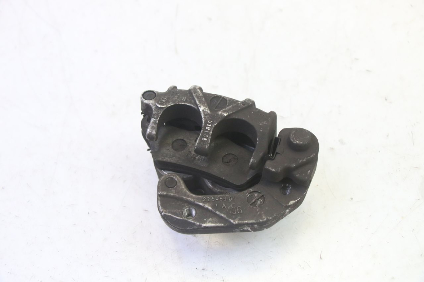 photo de ZACISK HAMULCA PRZEDNIEGO YAMAHA YP MAJESTY 125 (2007 - 2010) - Zbliżenie techniczne