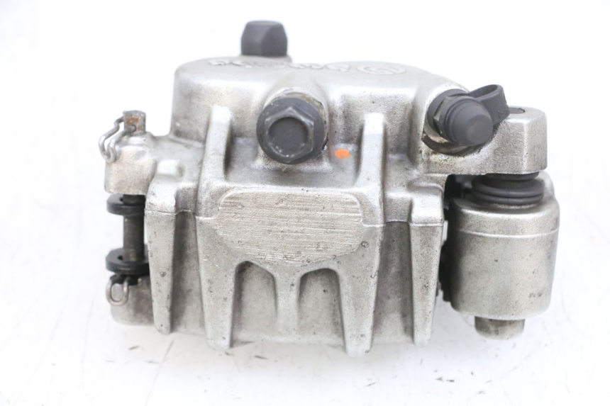 photo de ZACISK HAMULCA PRZEDNIEGO YAMAHA YP MAJESTY 125 (2002 - 2006) - Zbliżenie techniczne