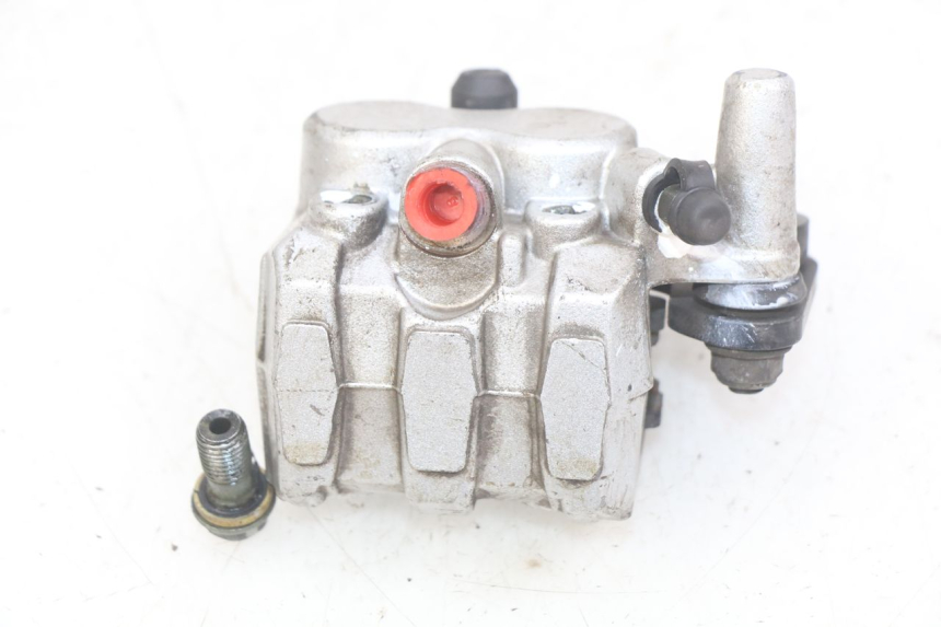 photo de ZACISK HAMULCA PRZEDNIEGO YIYING YY125T 125 (2006 - 2014) - Zbliżenie techniczne