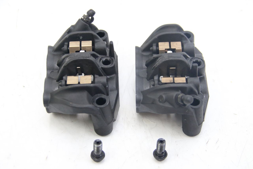 photo de ZACISK HAMULCA PRZEDNIEGO KAWASAKI Z ABS 1000 (2014 - 2020) - Zoom stanu zużycia