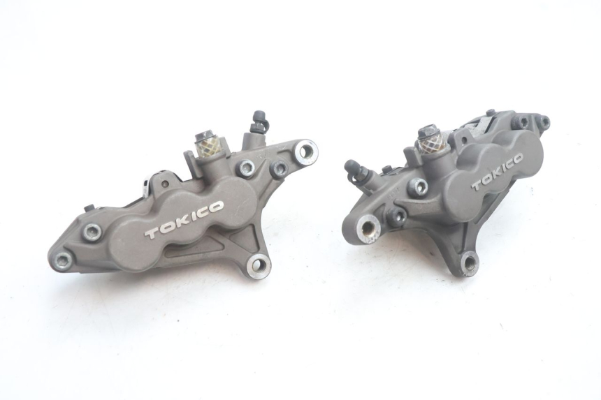 photo de PRZEDNI ZACISK HAMULCOWY KAWASAKI ZX-6R ZX6R 600 (2000 - 2002) - Inny kąt widzenia