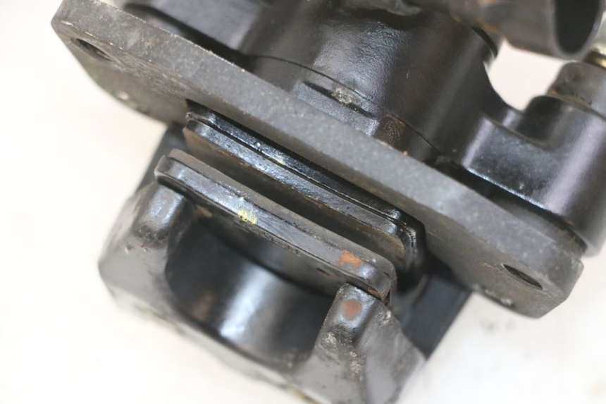 photo de ZACISK HAMULCOWY ROLL LOCK PIAGGIO IE MP3 YOURBAN 300 (2011 - 2016) - Inny kąt widzenia