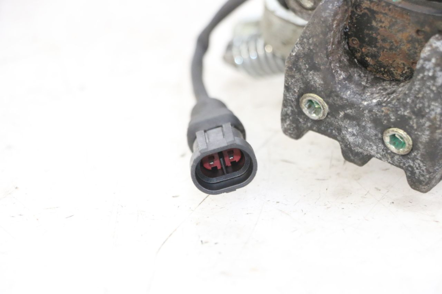 photo de ZACISK HAMULCA ROLL LOCK PIAGGIO MP3 125 (2006 - 2014) - Zoom stanu zużycia