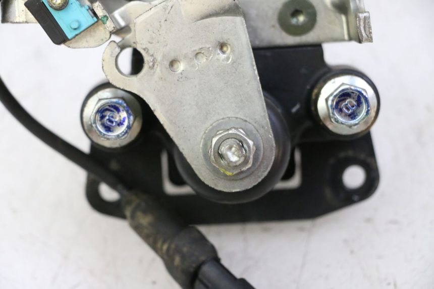 photo de ZACISK HAMULCA ROLL LOCK PIAGGIO MP3 500 (2011 - 2015) - Widok ogólny