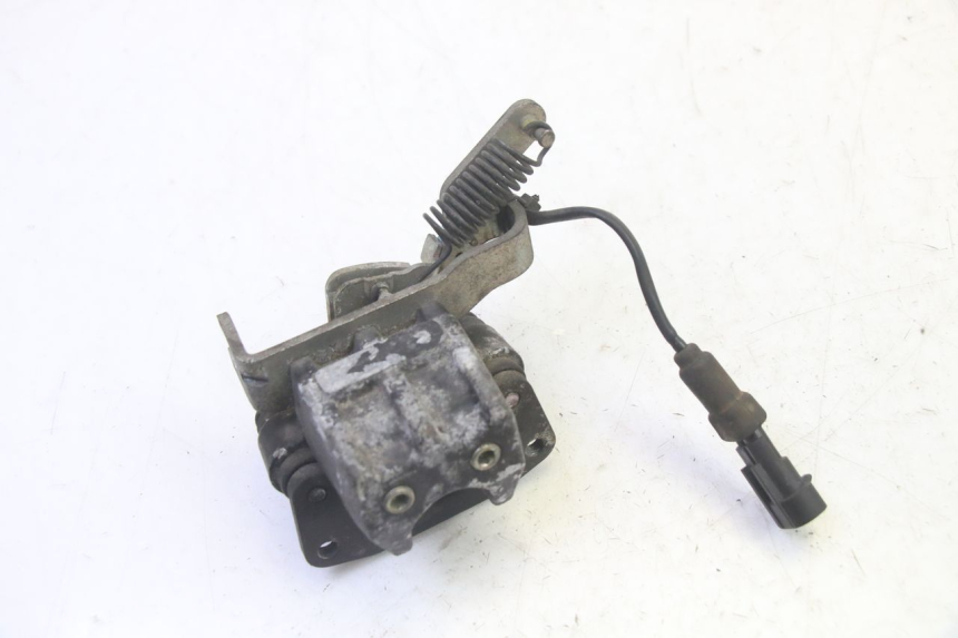 photo de ZACISK HAMULCA ROLL LOCK PIAGGIO MP3 RL 250 (2006 - 2010) - Inny kąt widzenia