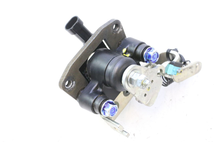 photo de ZACISK HAMULCA ROLL LOCK PIAGGIO MP3 500 (2011 - 2015) - Punkty mocowania