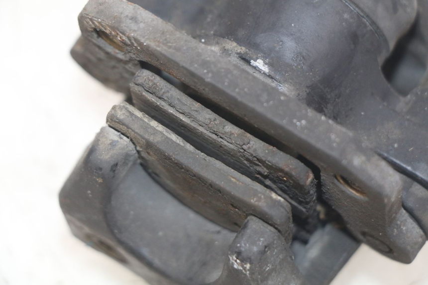 photo de ZACISK HAMULCA POSTOJOWEGO GILERA GP 800 (2007 - 2013) - Zoom stanu zużycia