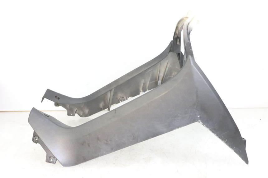 photo de PRZÓD JM MOTORS EVOLIS 4T 50 (2018 - 2022) - Szczegóły charakterystyczne