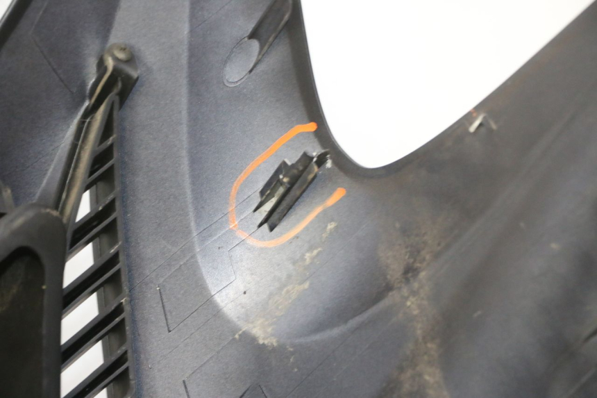 photo de PRZÓD KYMCO GRAND DINK 125 (2008 - 2014) - Zbliżenie techniczne