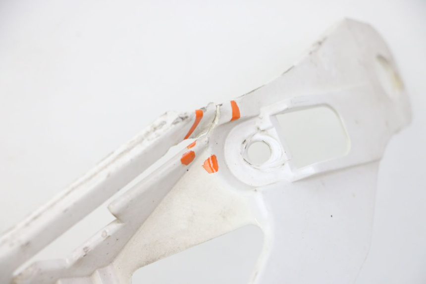 photo de DOLNA PRZEDNIA MASKOWNICA PEUGEOT CITYSTAR 50 (2013 - 2017) - Szczegóły charakterystyczne