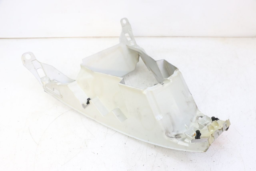 photo de DOLNA PRZEDNIA MASKOWNICA PEUGEOT CITYSTAR 50 (2013 - 2017) - Zoom stanu zużycia