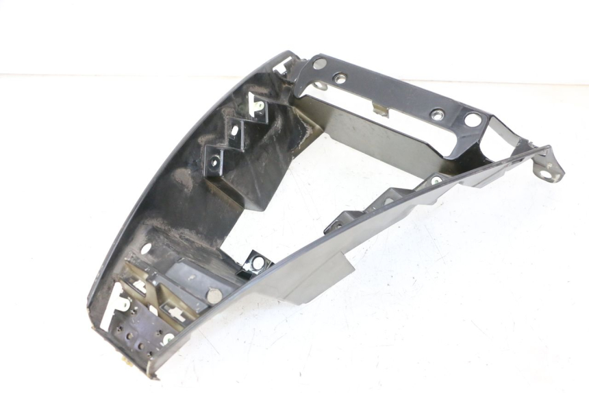 photo de DOLNA PRZEDNIA MASKOWNICA PEUGEOT CITYSTAR 50 (2013 - 2017) - Punkty mocowania