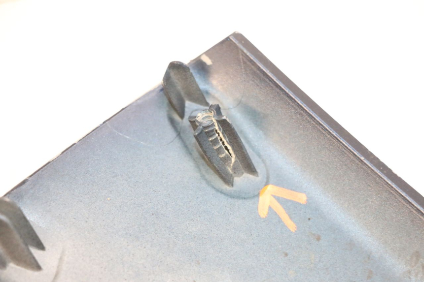 photo de DOLNA PRZEDNIA MASKOWNICA PIAGGIO MP3 RL 250 (2006 - 2010) - Widok produktu