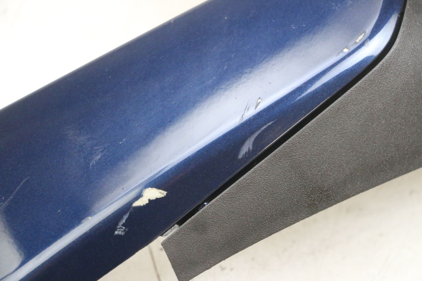 photo de DOLNA PRZEDNIA MASKOWNICA PIAGGIO MP3 RL 250 (2006 - 2010) - Zoom stanu zużycia