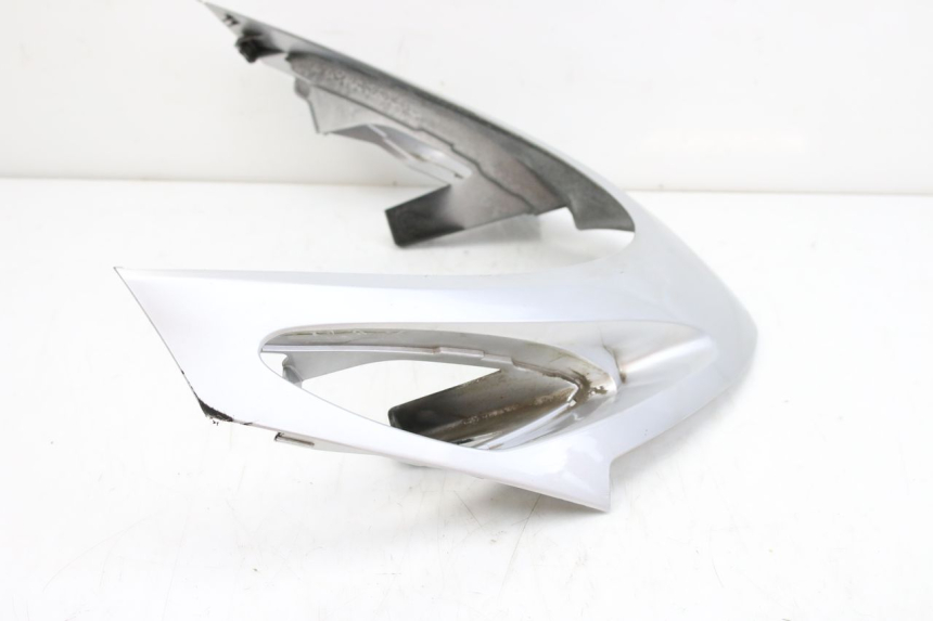 photo de DOLNA PRZEDNIA MASKOWNICA SUZUKI UH BURGMAN 125 (2002 - 2006) - Zoom stanu zużycia