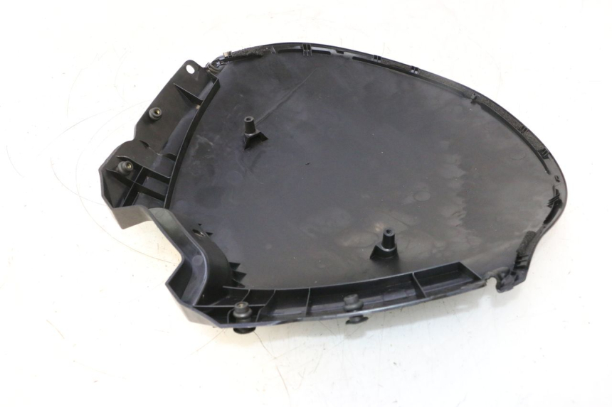 photo de PRZÓD WEWNĘTRZNY SUZUKI BURGMAN 125 (2007 - 2014) - Oznaczenia i referencje