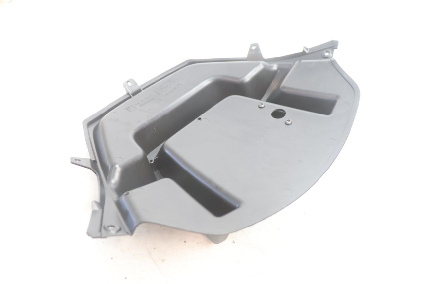 photo de PRZÓD WEWNĘTRZNY PIAGGIO MP3 500 (2011 - 2015) - Stan powierzchni