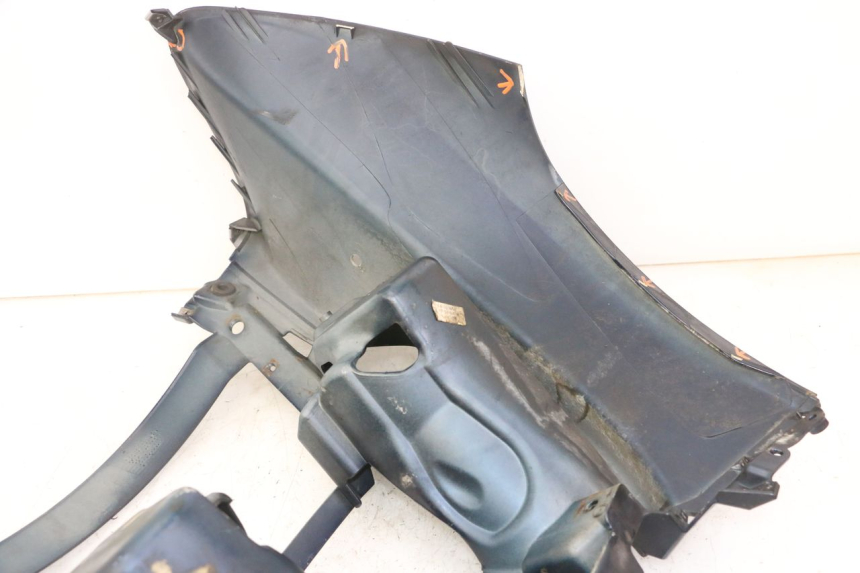 photo de PRZÓD PIAGGIO MP3 LT 300 (2010 - 2016) - Widok ogólny