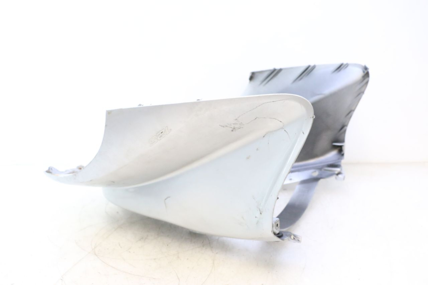 photo de PRZÓD PIAGGIO MP3 125 (2006 - 2014) - Szczegóły charakterystyczne