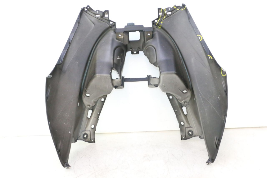 photo de PRZÓD PIAGGIO MP3 500 (2016 - 2018) - Struktura - zbliżenie