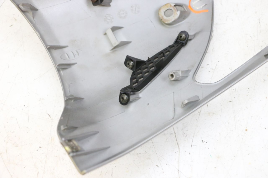 photo de GÓRNA PRZEDNIA MASKOWNICA KYMCO AGILITY CITY 4T 50 (2008 - 2016) - Inny kąt widzenia