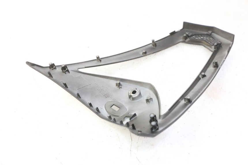 photo de GÓRNA PRZEDNIA MASKA KYMCO AGILITY NAKED RENOUVO 2T 50 (2011 - 2018) - Widok ogólny