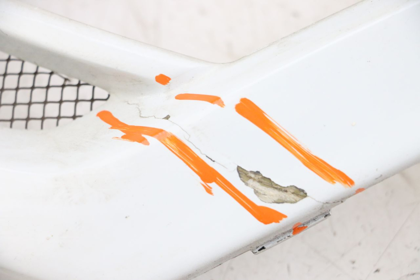 photo de GÓRNA PRZEDNIA MASKOWNICA KYMCO AGILITY RS 4T 50 (2009 - 2013) - Stan powierzchni