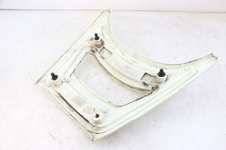 photo de GÓRNA PRZEDNIA MASKOWNICA BMW C1 125 (2000 - 2003) - Punkty mocowania