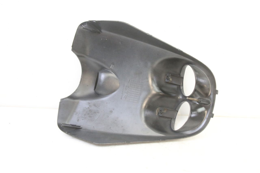 photo de GÓRNA PRZEDNIA MASKOWNICA MBK BOOSTER NEXT GENERATION 50 (1995 - 1998) - Szczegóły charakterystyczne