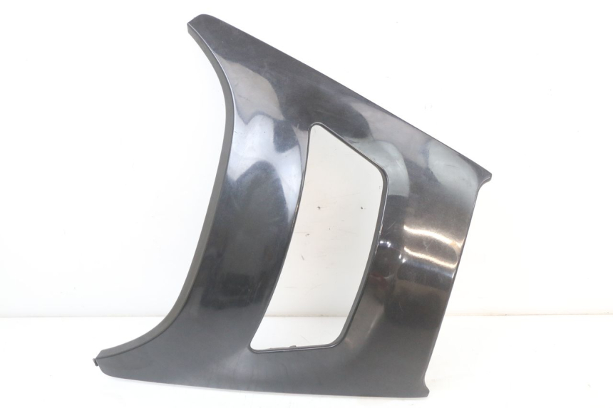 photo de GÓRNA PRZEDNIA MASKOWNICA BMW C1 125 (2000 - 2003) - Zoom stanu zużycia