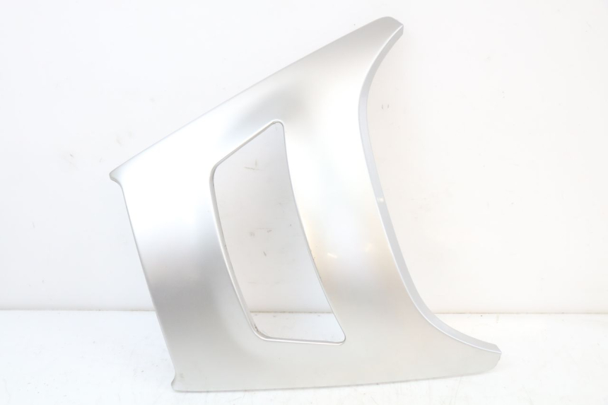 photo de GÓRNA PRZEDNIA MASKOWNICA BMW C1 125 (2000 - 2003) - Szczegół części