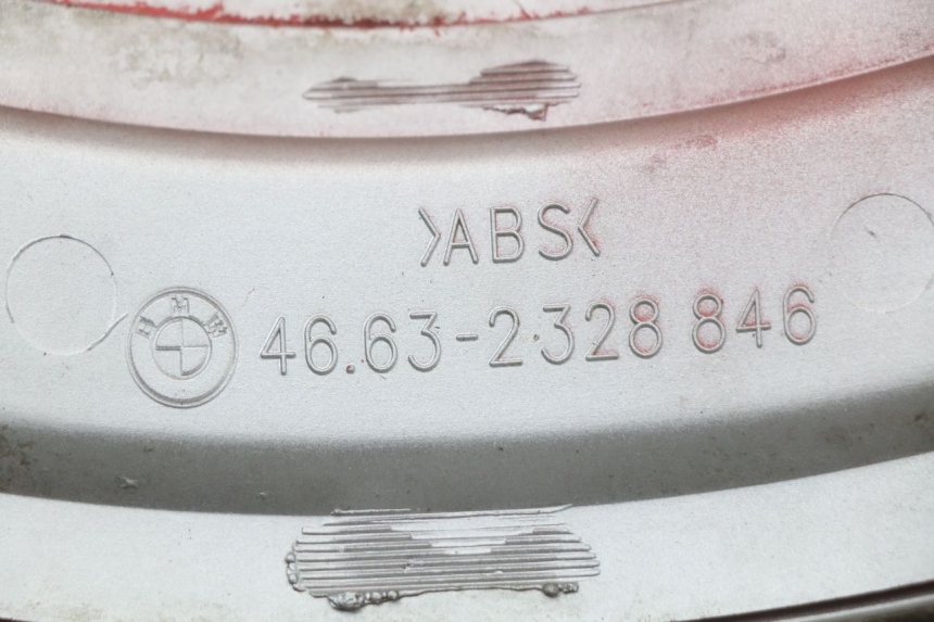 photo de GÓRNA PRZEDNIA MASKOWNICA BMW C1 125 (2000 - 2003) - Stan powierzchni