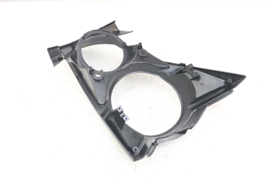 photo de GÓRNA PRZEDNIA MASKOWNICA SYM CROX 4T 50 (2016 - 2023) - Zoom stanu zużycia