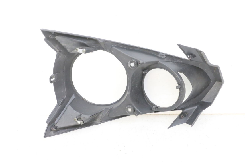 photo de GÓRNA PRZEDNIA MASKOWNICA SYM CROX 4T 50 (2016 - 2023) - Zoom stanu zużycia