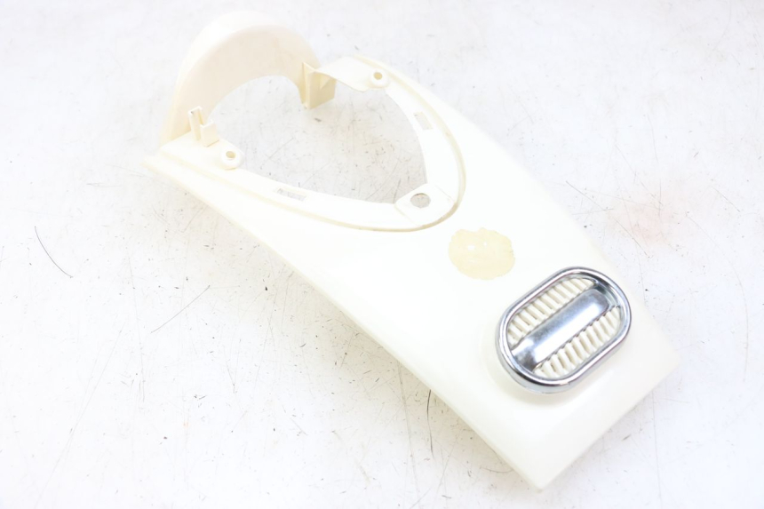 photo de GÓRNA PRZEDNIA MASKOWNICA EUROCKA RETRO 50 (2007 - 2014) - Zbliżenie techniczne