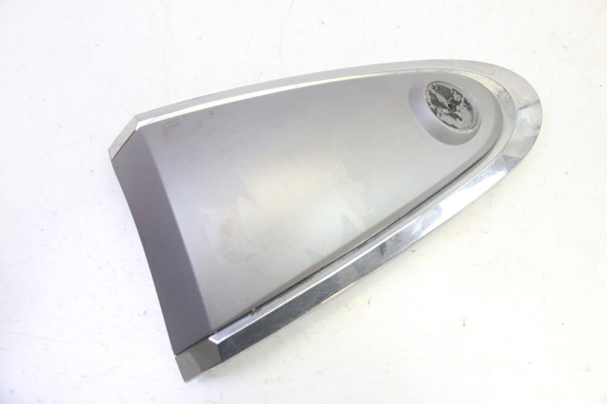 photo de GÓRNA PRZEDNIA MASKOWNICA SYM FIDDLE 3 III 125 (2014 - 2020) - Zoom stanu zużycia