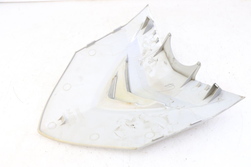 photo de GÓRNA PRZEDNIA MASKOWNICA MBK FLAME X 125 (2007 - 2016) - Zoom stanu zużycia