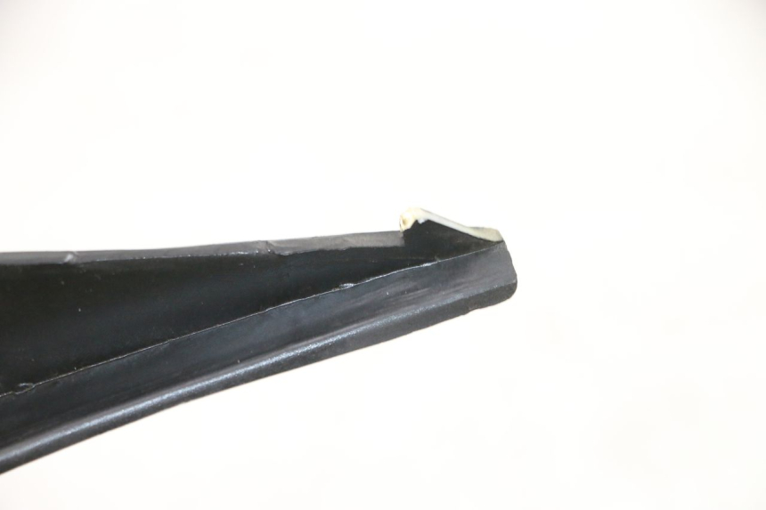 photo de GÓRNA PRZEDNIA MASKA JM MOTORS GTS 125 (2015 - 2019) - Zbliżenie techniczne