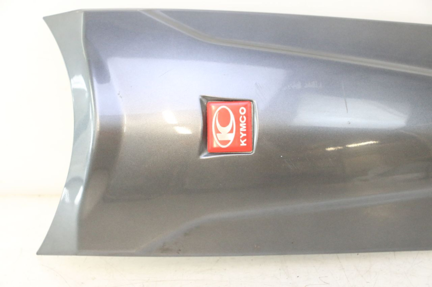 photo de GÓRNA PRZEDNIA MASKOWNICA KYMCO LIKE 125 (2009 - 2016) - Stan powierzchni
