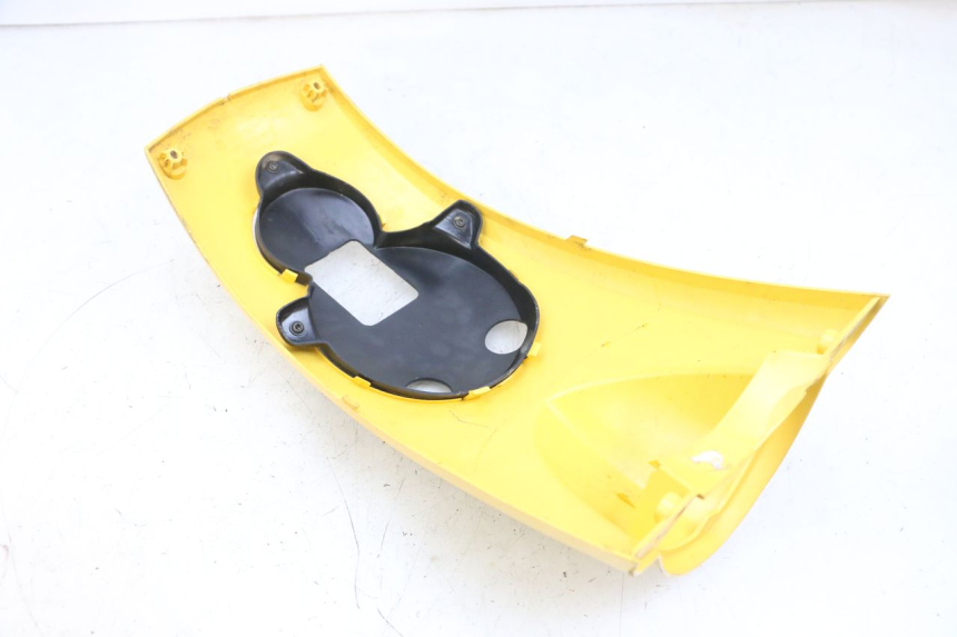 photo de GÓRNA PRZEDNIA MASKA PEUGEOT LUDIX 50 (2008 - 2017) - Zbliżenie techniczne