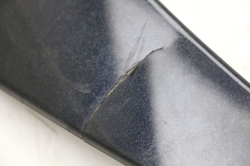 photo de GÓRNA PRZEDNIA MASKOWNICA PIAGGIO MP3 LT 400 (2007 - 2012) - Inny kąt widzenia